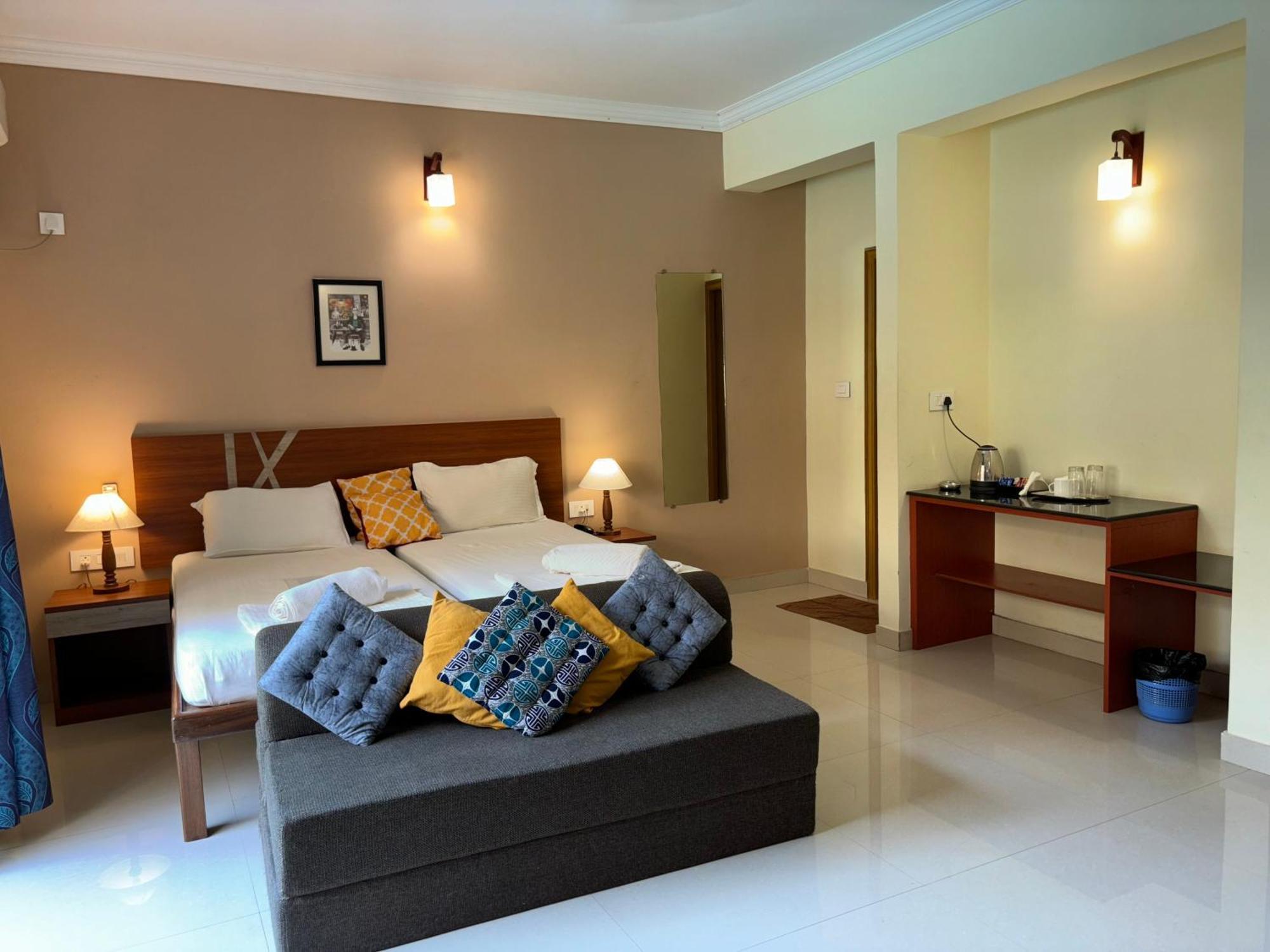 The Majorda Pristinne Hotel ภายนอก รูปภาพ